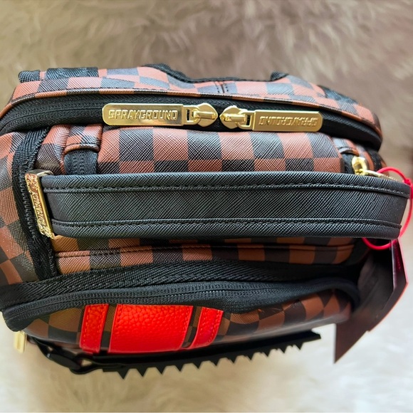 New! SPRAYGROUND Logo Henny Victory Lap Skateboard Strap Backpack - Picture 9 of 16